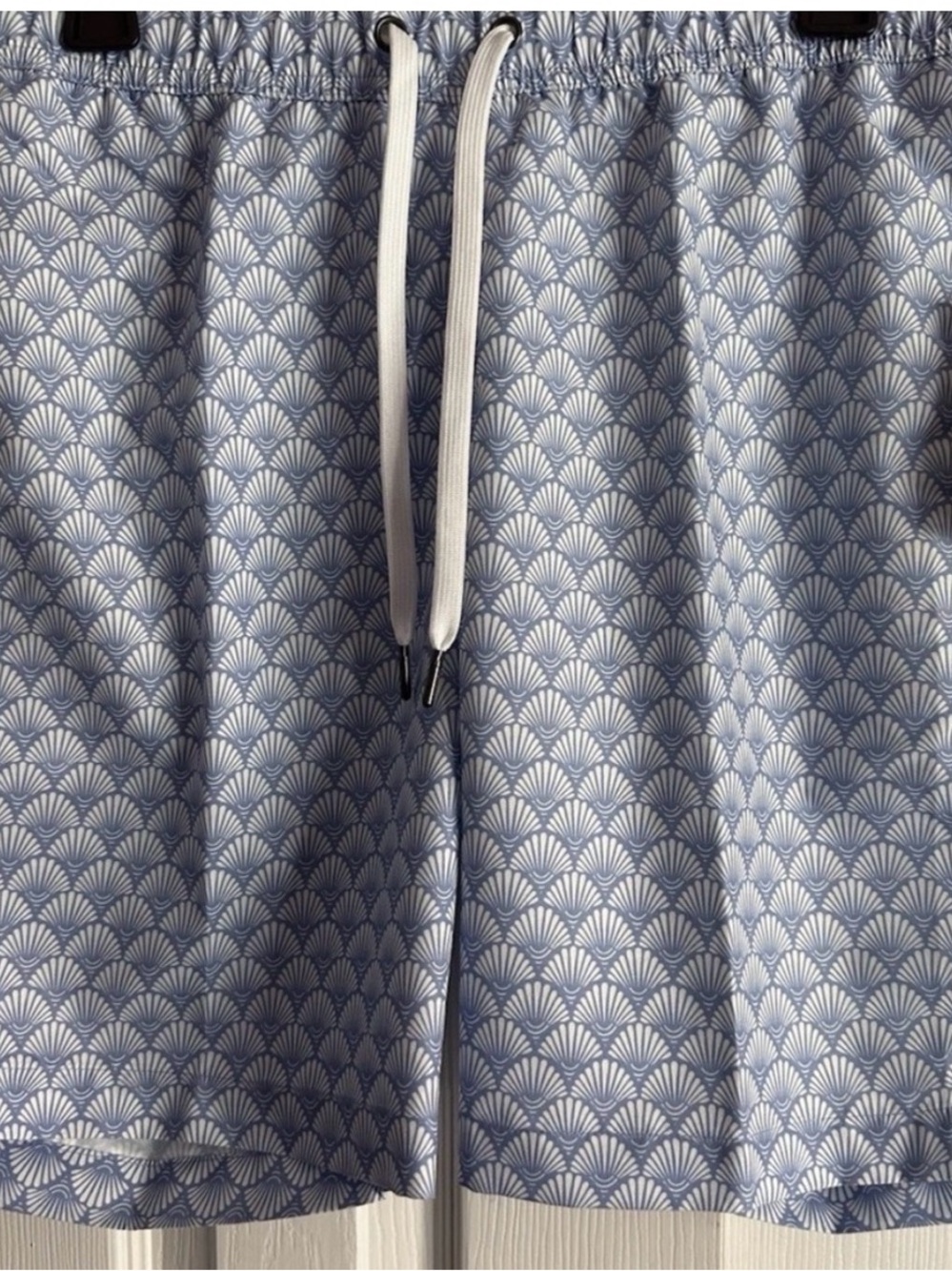 Saks Fifth Avenue Light Blue White Shell-Print Swim Trunks